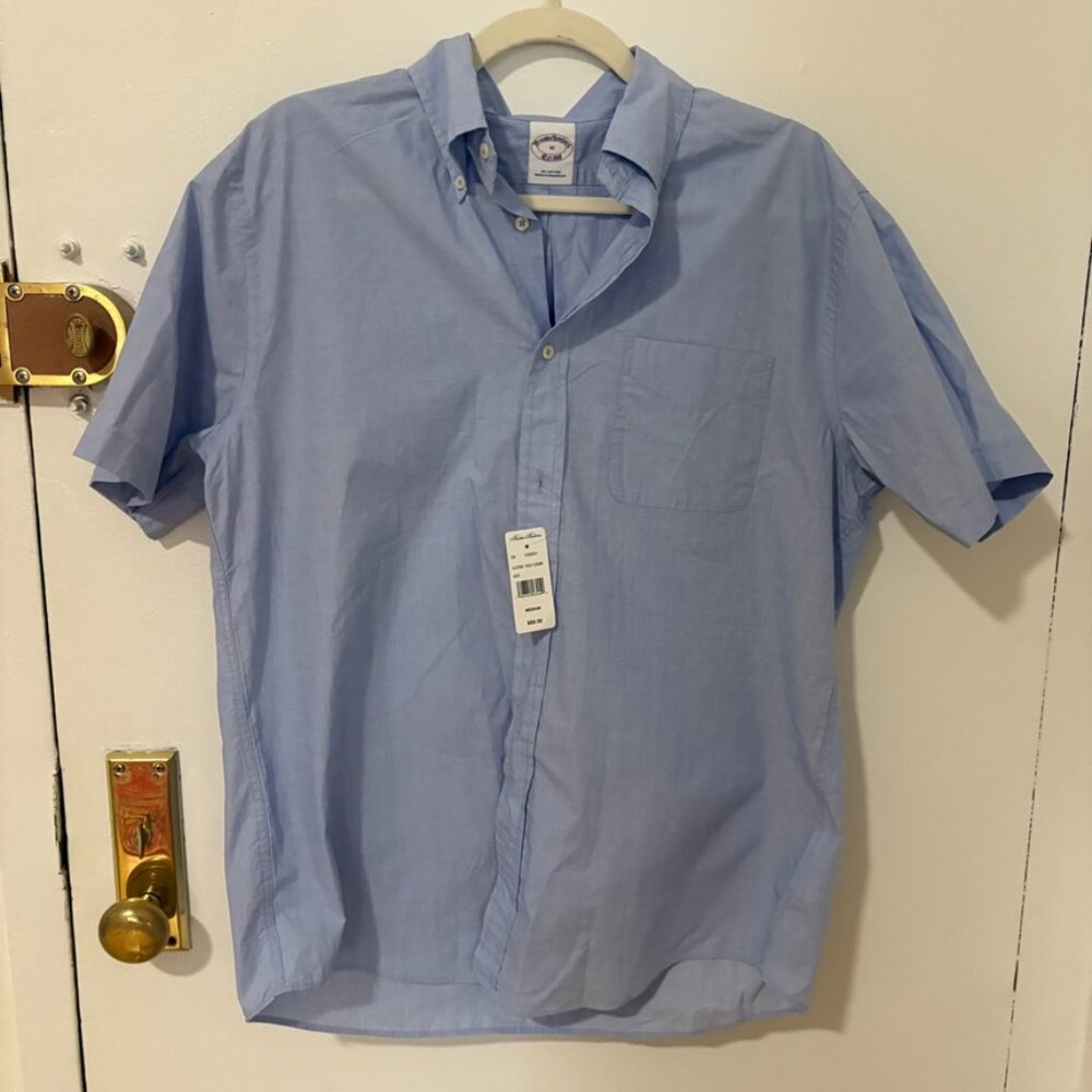 NWT Brooks Brothers Regular Short Sleeve Button Down 100% Cotton Blue Medium